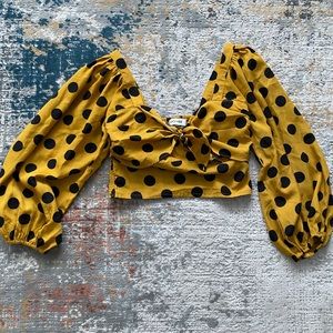 NWOT Do+Be Cropped Long Balloon Sleeve crop top sz M